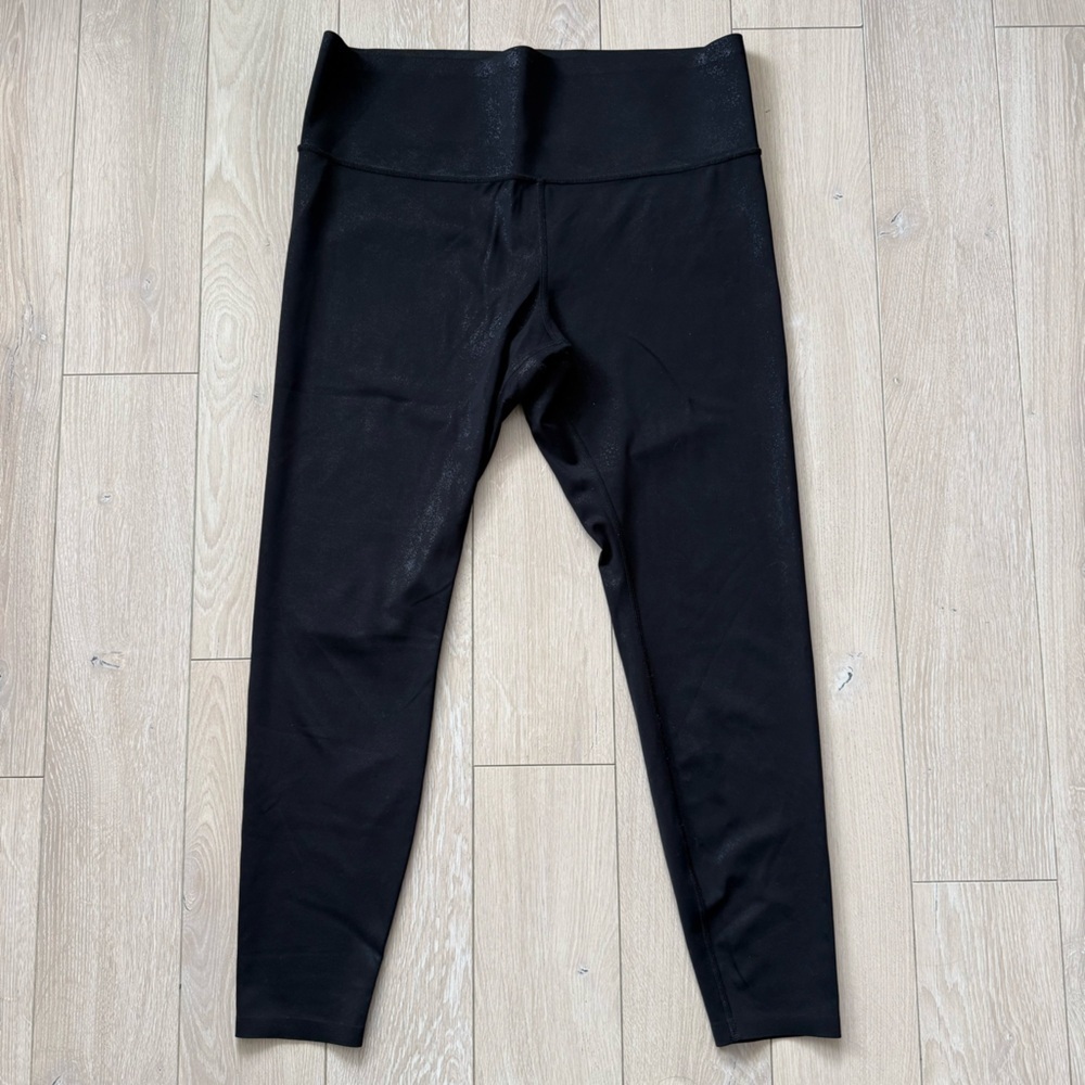 Knix Cropped Shiny Black Leggings Women’s Size XL